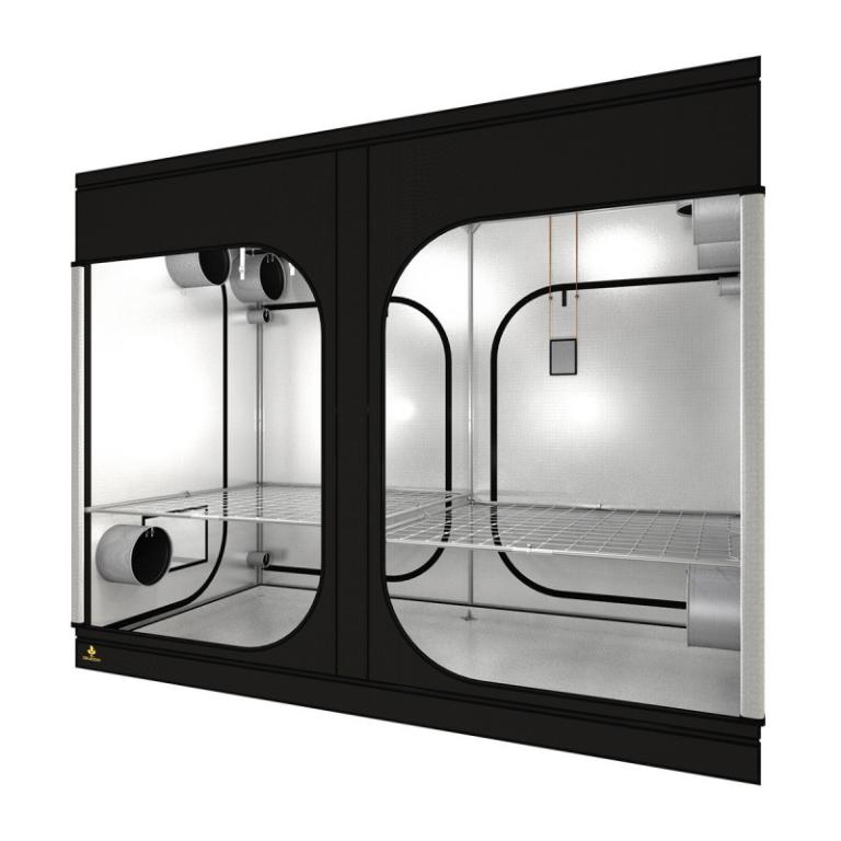 Dark Room Wide 297 x150 x217 cm R4.00