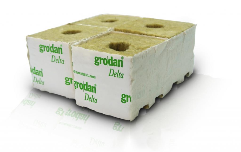 F10-220-007.jpg Cube de laine de roche 75x75mm Petit trou 25/35